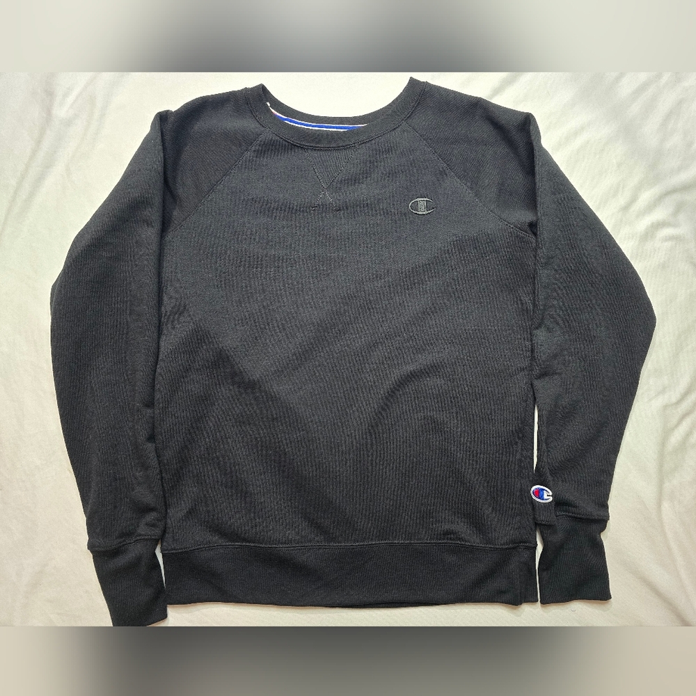 Champion Black sweatshirt